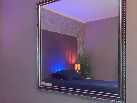 sophiegriffin online show from March 29, 2:17 pm