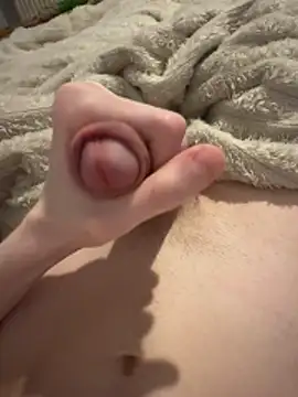 Snapshot of Skyclub_ chatting on February 16, 12:56 pm Skyclub online show from February 16, 12:56 pm