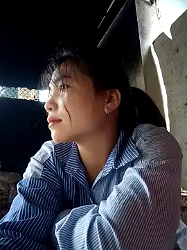 Snapshot of Pineapple_yolew chatting on February 7, 2:59 am Pineapple yolew online show from February 7, 2:59 am