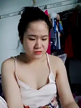 Baby-sweetboobs20 online show from May 13, 12:41 am