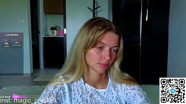 Snapshot of pink_flow0 chatting on March 18, 5:43 am pink flow0 online show from March 18, 5:43 am