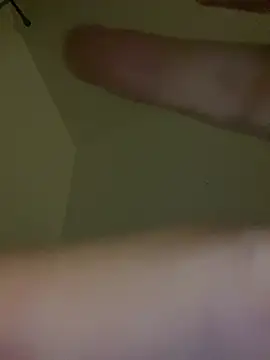 Snapshot of nikkiuk chatting on February 10, 8:35 pm nikkiuk online show from February 10, 8:35 pm