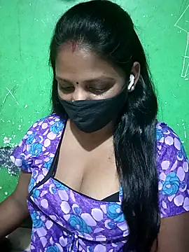 Snapshot of Parul-009 chatting on April 23, 12:29 pm Parul-009 online show from April 23, 12:29 pm