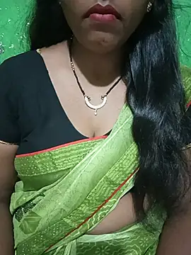 Snapshot of Parul-009 chatting on May 12, 4:04 pm Parul-009 online show from May 12, 4:04 pm