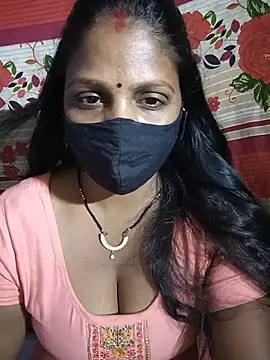 Snapshot of Parul-009 chatting on May 13, 9:55 pm Parul-009 online show from May 13, 9:55 pm