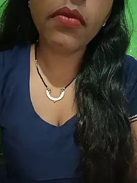 Snapshot of Parul-009 chatting on May 15, 6:42 am Parul-009 online show from May 15, 6:42 am