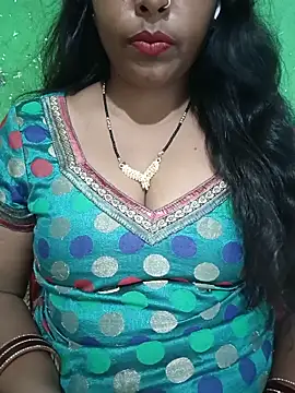 Snapshot of Parul-009 chatting on May 16, 8:00 am Parul-009 online show from May 16, 8:00 am