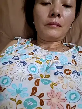 Baby-loveass69 online show from March 27, 12:05 pm