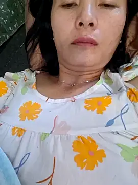 Baby-loveass69 online show from March 29, 12:21 am