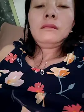 Baby-loveass69 online show from May 10, 11:10 pm