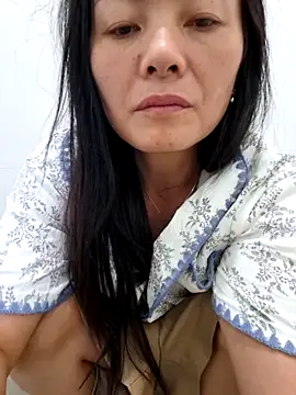 Snapshot of Baby-loveass69 chatting on June 12, 1:04 am Baby-loveass69 online show from June 12, 1:04 am