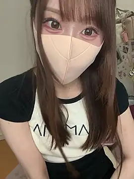 momo mm online show from July 10, 1:03 pm