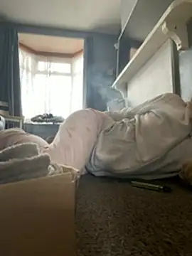 Paige love online show from April 1, 12:39 pm