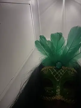 Snapshot of LadyGi_ chatting on February 13, 5:31 pm LadyGi online show from February 13, 5:31 pm