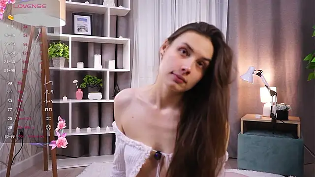 SuzannaFiallo online show from February 9, 4:22 pm