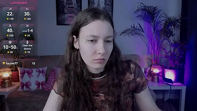 VioletaBloom online show from February 7, 7:12 am