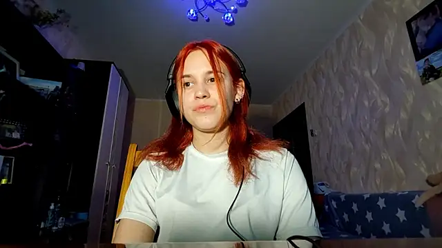 CalandraRolon online show from February 11, 3:50 pm