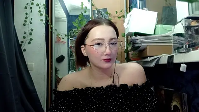 PhoebePalmer online show from March 13, 8:26 pm