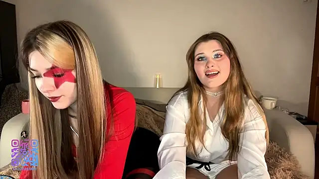 Kimi Luckman online show from February 8, 3:04 pm