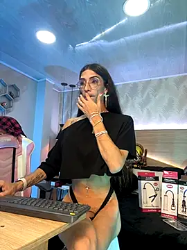 Snapshot of kylliefox_ chatting on September 25, 1:15 pm kylliefox online show from September 25, 1:15 pm