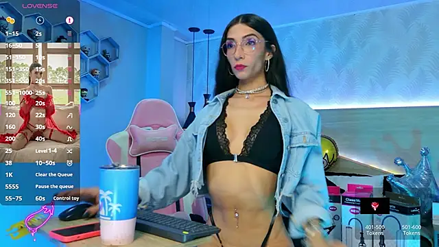 Snapshot of kylliefox_ chatting on October 17, 1:57 pm kylliefox online show from October 17, 1:57 pm