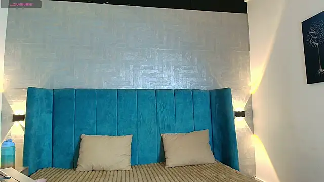 dulcenena moon online show from March 26, 7:41 pm