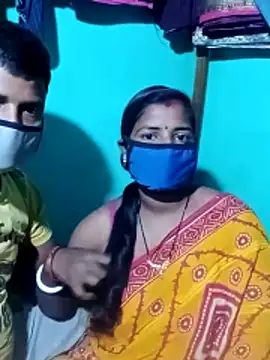 Snapshot of Your_deshibhabi25years chatting on March 4, 3:07 pm Your deshibhabi25years online show from March 4, 3:07 pm