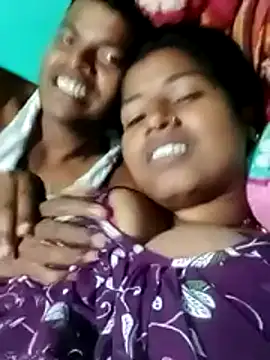 Snapshot of Your_deshibhabi25years chatting on March 5, 9:16 am Your deshibhabi25years online show from March 5, 9:16 am