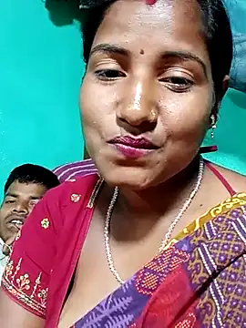 Snapshot of Your_deshibhabi25years chatting on March 18, 8:06 am Your deshibhabi25years online show from March 18, 8:06 am