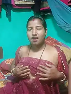 Snapshot of Your_deshibhabi25years chatting on March 19, 4:11 pm Your deshibhabi25years online show from March 19, 4:11 pm