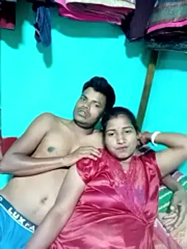 Snapshot of Your_deshibhabi25years chatting on March 31, 3:34 pm Your deshibhabi25years online show from March 31, 3:34 pm