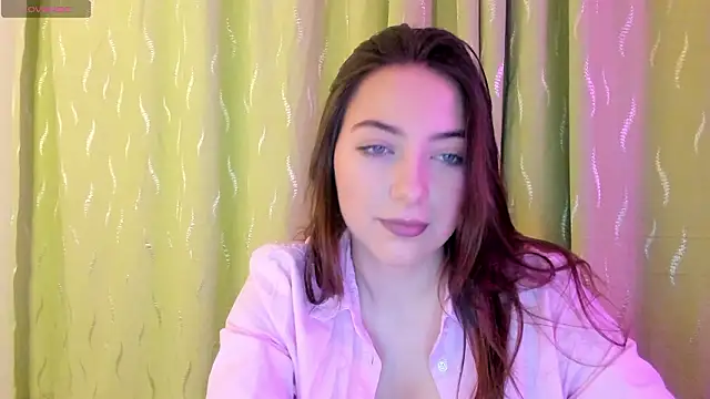 SweetEvee online show from January 31, 8:51 pm