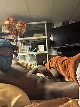 Snapshot of ProveYourLoyalty2 chatting on March 28, 7:19 am ProveYourLoyalty2 online show from March 28, 7:19 am