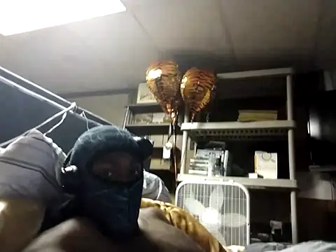 Snapshot of ProveYourLoyalty2 chatting on March 30, 6:47 am ProveYourLoyalty2 online show from March 30, 6:47 am