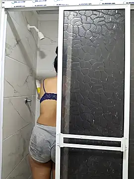 Cris18sexy online show from May 11, 12:00 pm