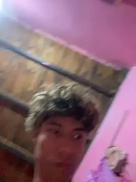 Snapshot of Adan21_cm chatting on February 5, 5:56 am Adan21 cm online show from February 5, 5:56 am