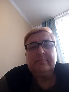 Snapshot of SusanStar874 chatting on March 3, 3:18 pm SusanStar874 online show from March 3, 3:18 pm