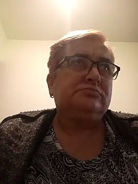 Snapshot of SusanStar874 chatting on March 26, 4:01 pm SusanStar874 online show from March 26, 4:01 pm