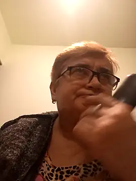 Snapshot of SusanStar874 chatting on March 29, 5:13 pm SusanStar874 online show from March 29, 5:13 pm