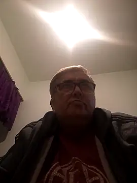 Snapshot of SusanStar874 chatting on April 1, 4:15 pm SusanStar874 online show from April 1, 4:15 pm