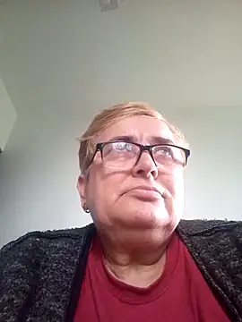 Snapshot of SusanStar874 chatting on April 2, 11:19 am SusanStar874 online show from April 2, 11:19 am