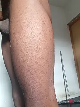 negro23cmdot online show from February 3, 4:01 pm