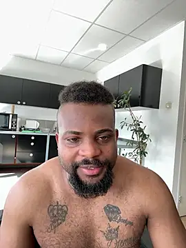 Snapshot of BigCatXLOfficial chatting on April 5, 10:23 am BigCatXLOfficial online show from April 5, 10:23 am