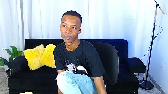 gusy 18 online show from February 4, 8:25 pm