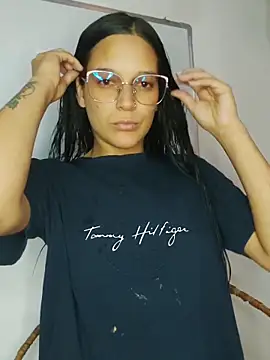 Perla and Maikol online show from February 2, 6:28 pm