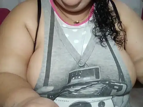 Danavane22 online show from February 2, 7:01 pm