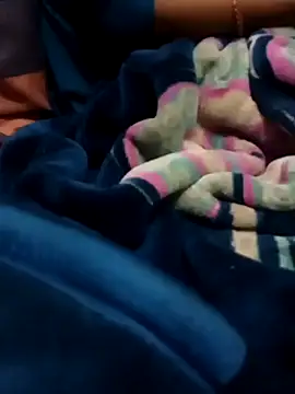 Snapshot of Akansha00123 chatting on February 13, 5:20 pm Akansha00123 online show from February 13, 5:20 pm