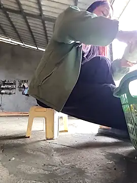 Snapshot of Suka-222 chatting on February 7, 6:39 am Suka-222 online show from February 7, 6:39 am