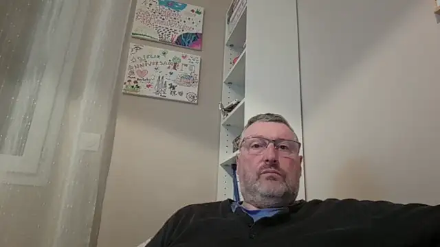 doudou310 online show from March 13, 4:19 am