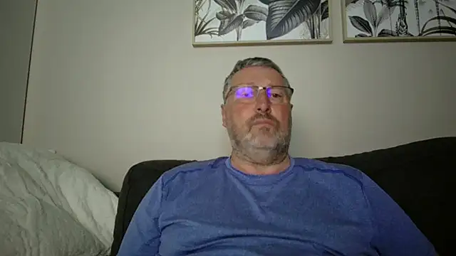 doudou310 online show from May 11, 4:29 am